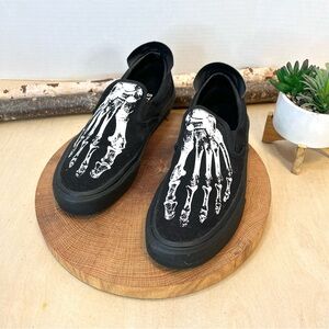 NWOB Straye Ventura X-Ray Black Slip-On Skate Shoes Size 9M / 10.5L